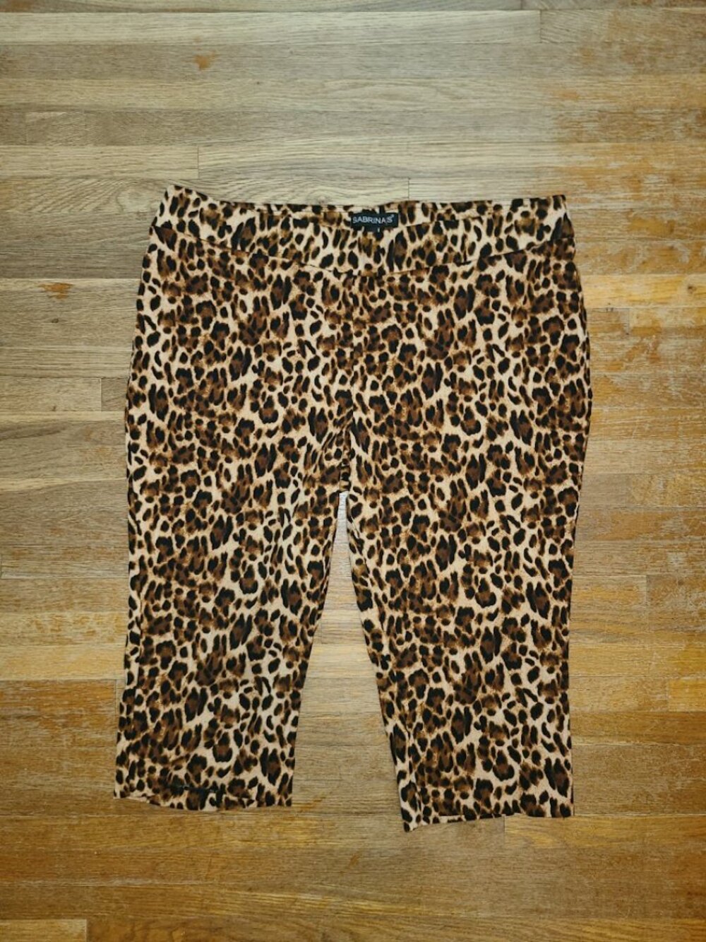 Sabrina/S Rockabilly Leopard Capri Pants, Size XL - Picture 2 of 3